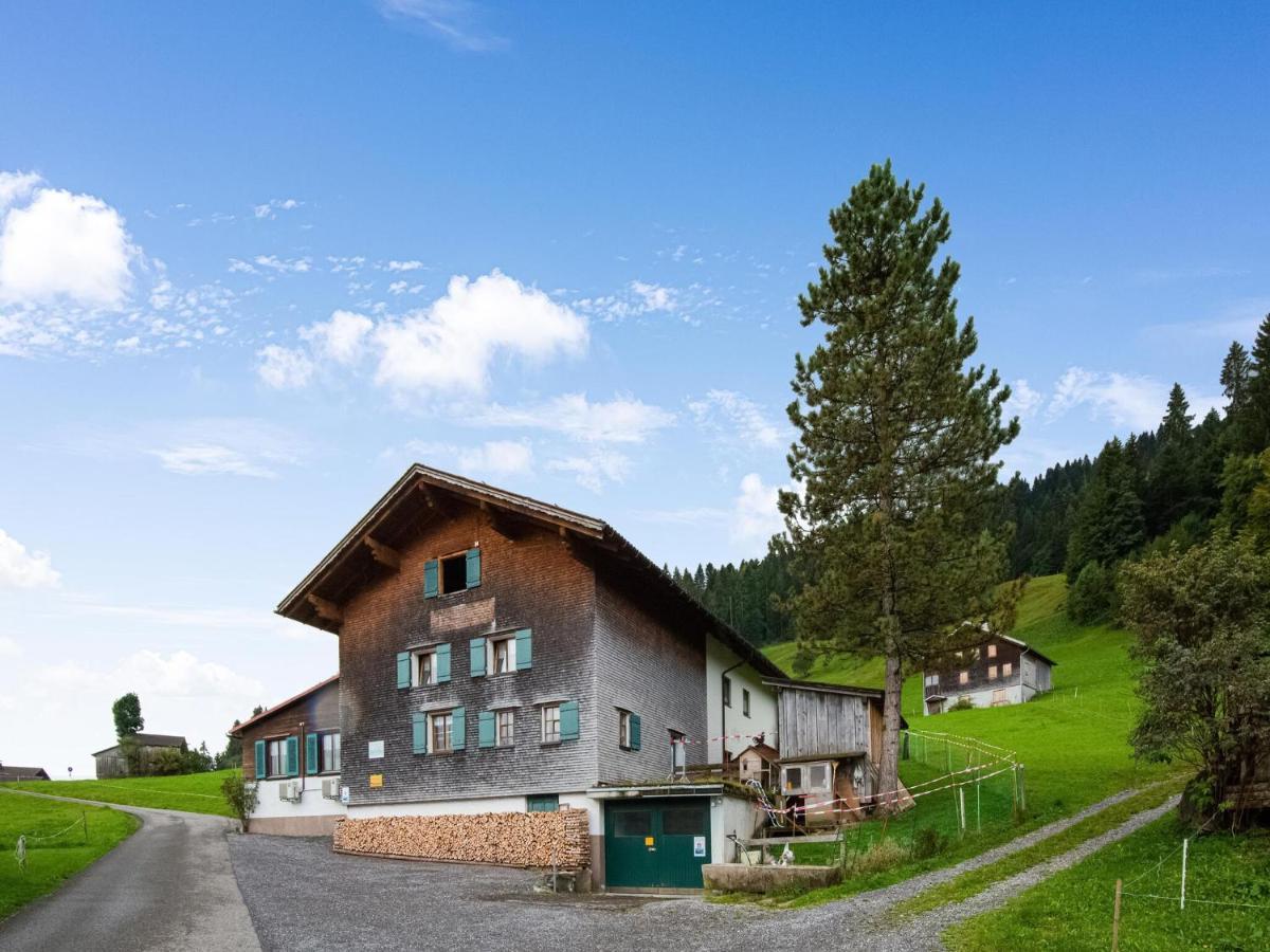 Vintage Holiday Home In Vorarlberg Near Ski Area Шварценберг-им-Брегенцервальд Экстерьер фото