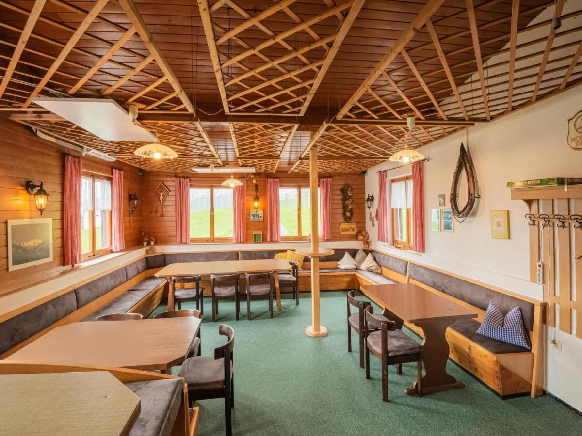 Vintage Holiday Home In Vorarlberg Near Ski Area Шварценберг-им-Брегенцервальд Экстерьер фото